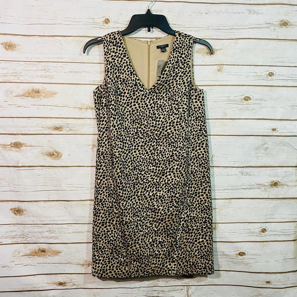 Ann Taylor High Waisted Mini Dress Size M Multicolor Zip Closure V-neck
